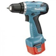 12v-may-khoan-pin-makita-6271dwe.jpeg