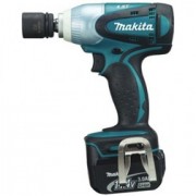 14-4v-may-van-vit-dung-pin-makita-dtw250rfe.jpeg