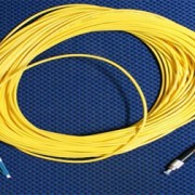 day-nhay-quang-singlemode-simplex-fcupc-lcupc-3-0-mm-dai-30-m.jpeg
