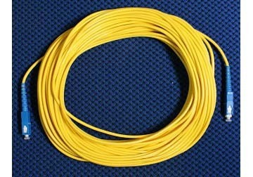 day-nhay-quang-singlemode-simplex-scupc-scupc-3-0-mm-dai-20-m.jpeg day-nhay-quang-singlemode-simplex-scupc-scupc-3-0-mm-dai-20-m.jpeg